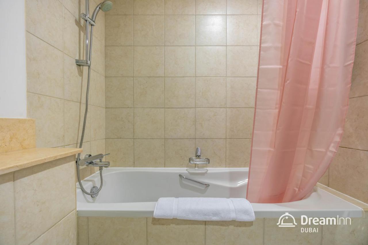 Dream Inn Apartments - Burj Residence With Fountain View ดูไบ ภายนอก รูปภาพ